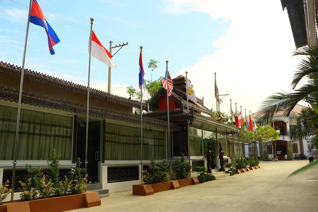 Mandalay White House Hotel Buitenkant foto