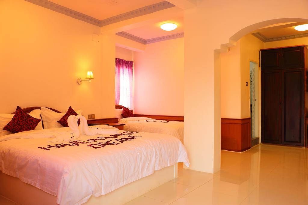 Mandalay White House Hotel Buitenkant foto