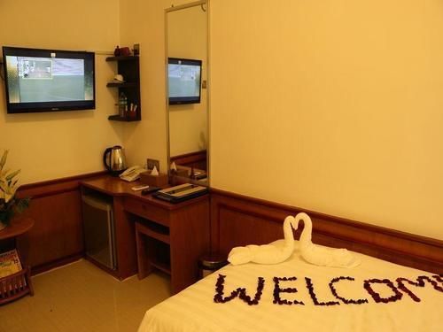 Mandalay White House Hotel Buitenkant foto